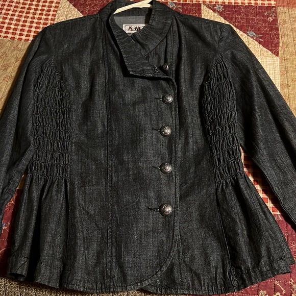Lightweight denim jacket - Picture 1 of 2